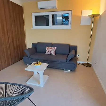 Stjepan Apartmán Zavala
